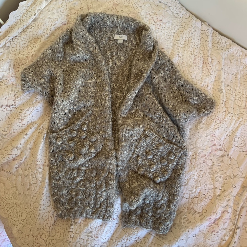 Loft knit wool sweater Shawl